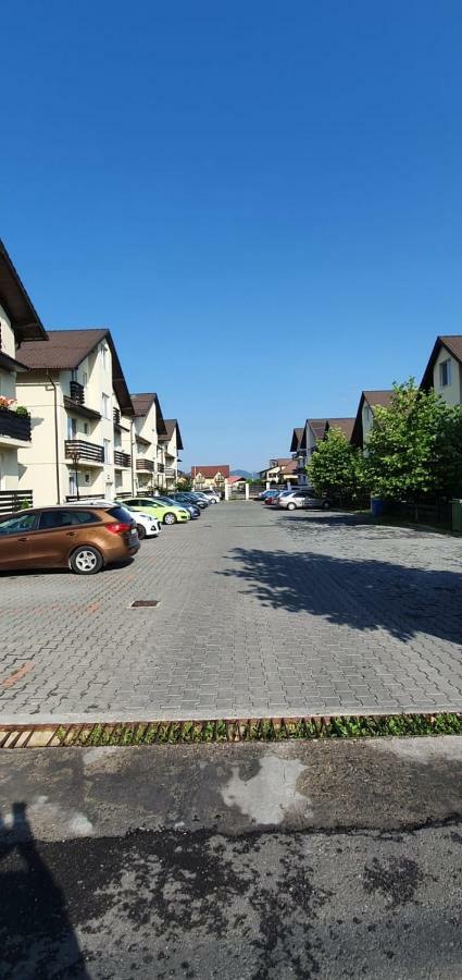 Apartament Comfort Primaverii Risnov Bagian luar foto